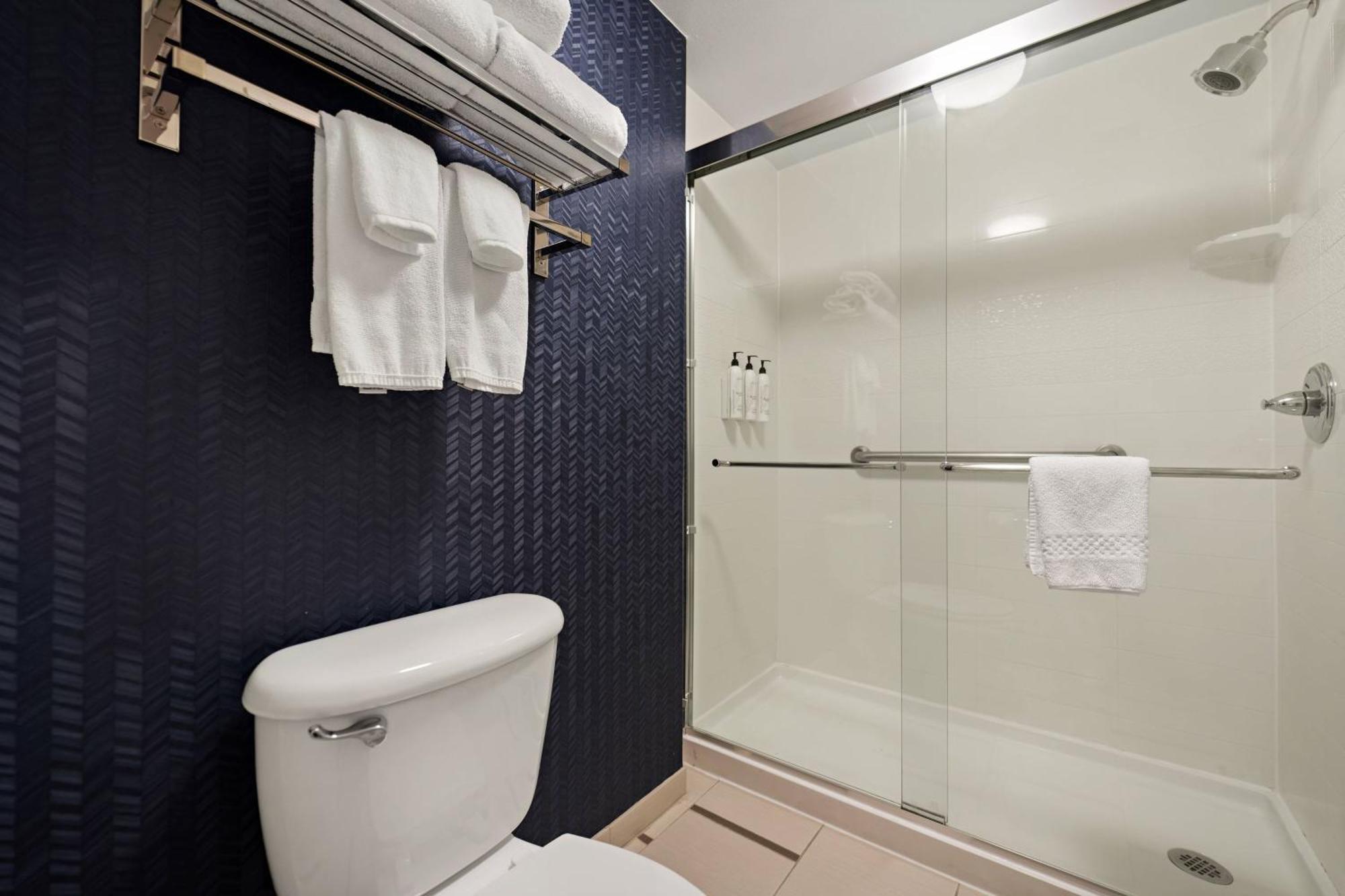 Fairfield Inn By Marriott Amesbury Exteriör bild