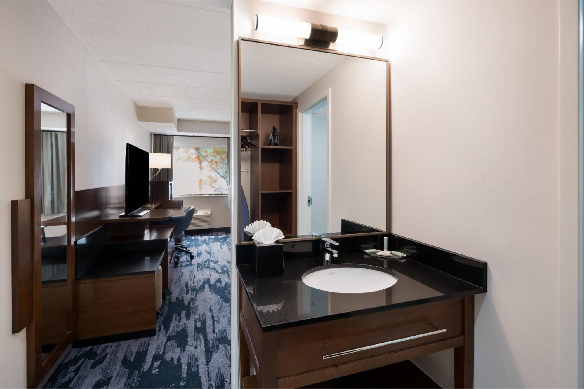 Fairfield Inn By Marriott Amesbury Exteriör bild