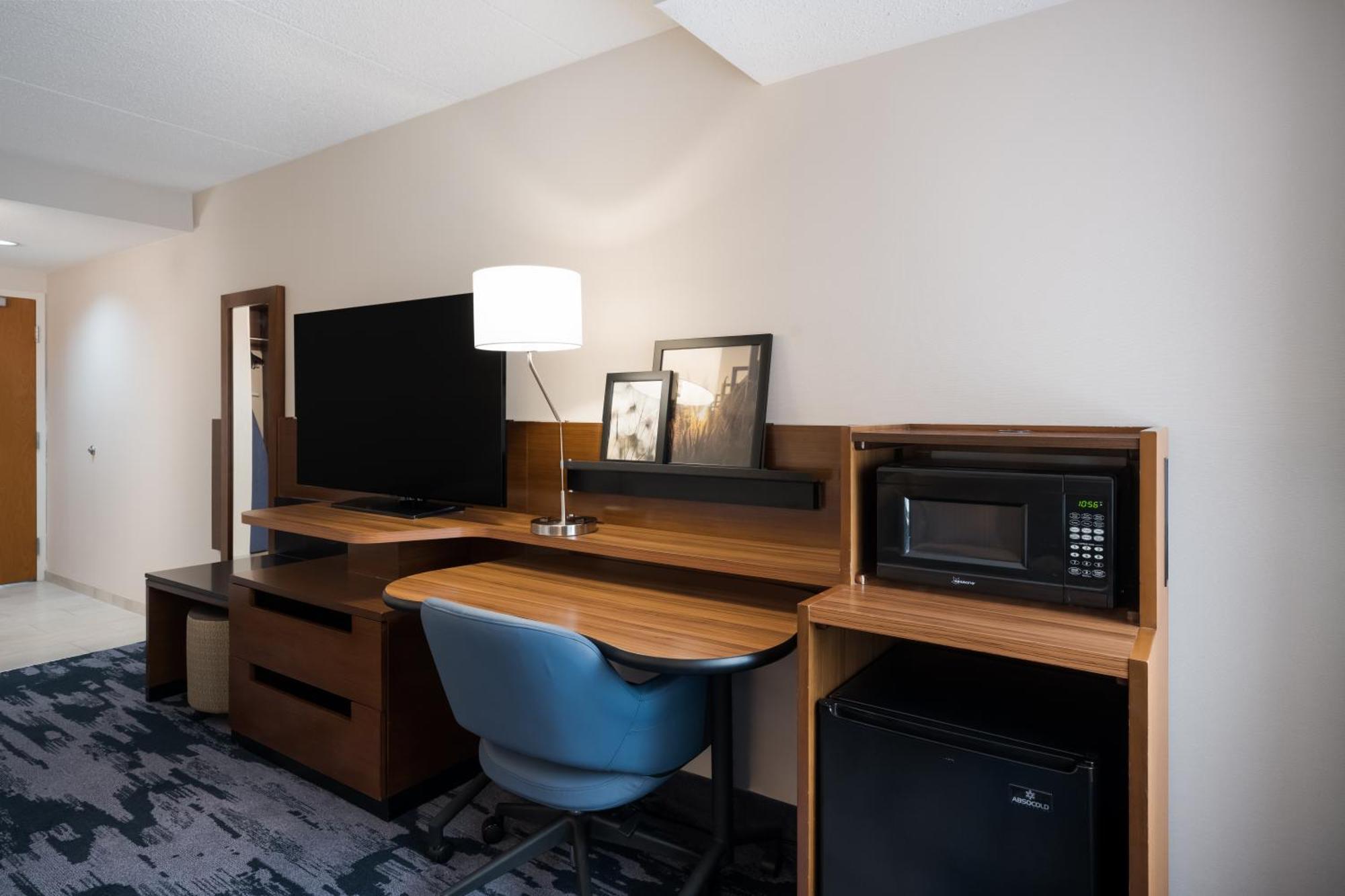 Fairfield Inn By Marriott Amesbury Exteriör bild