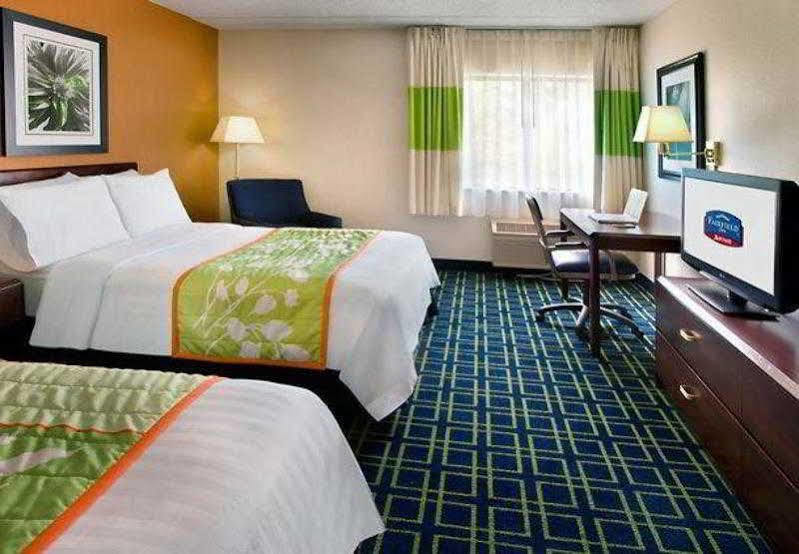 Fairfield Inn By Marriott Amesbury Exteriör bild